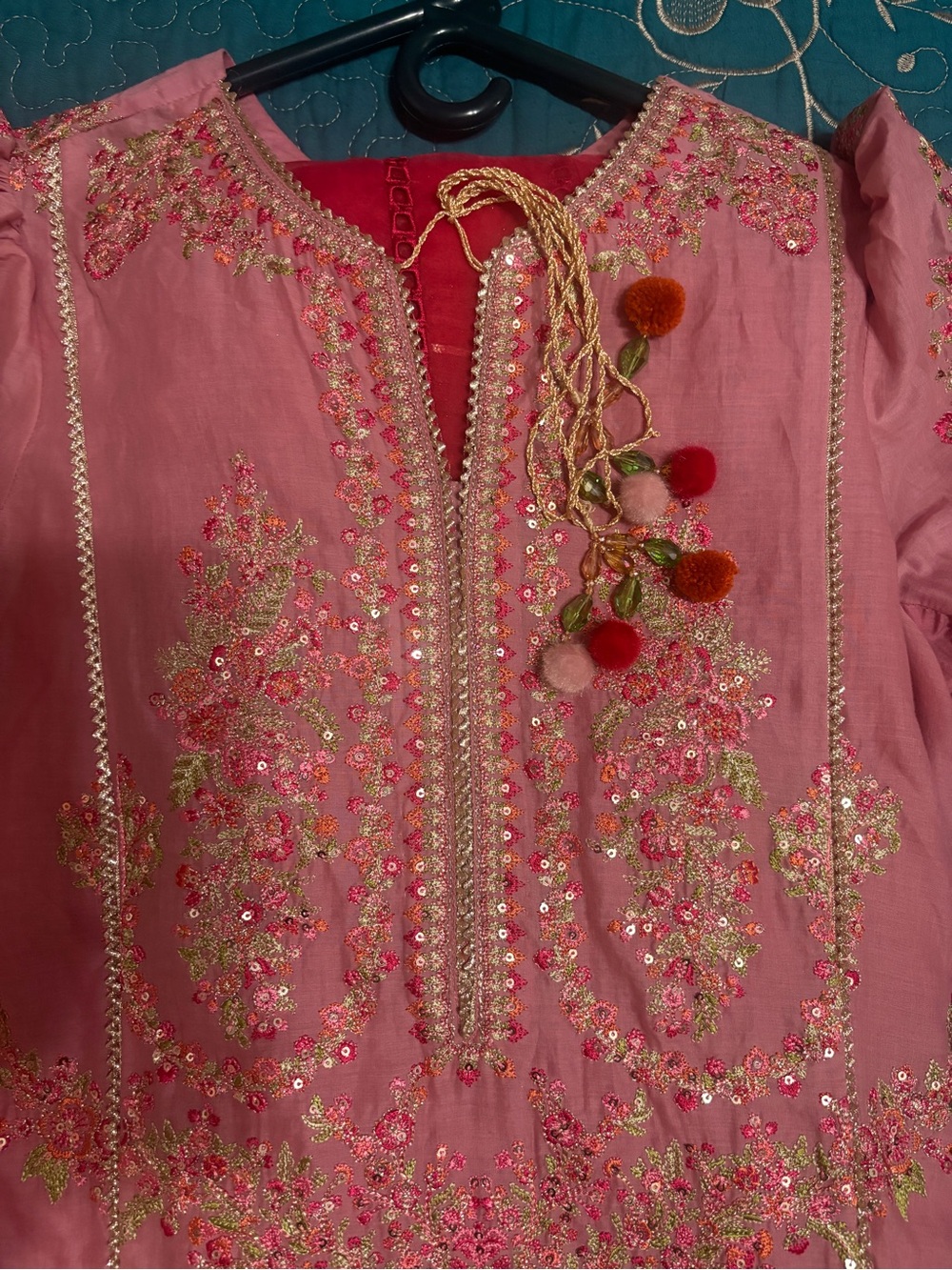 Embroidered Pink Long-Sleeve Women's Dress with Contrasting Dupatta - Picture 6 of 10
